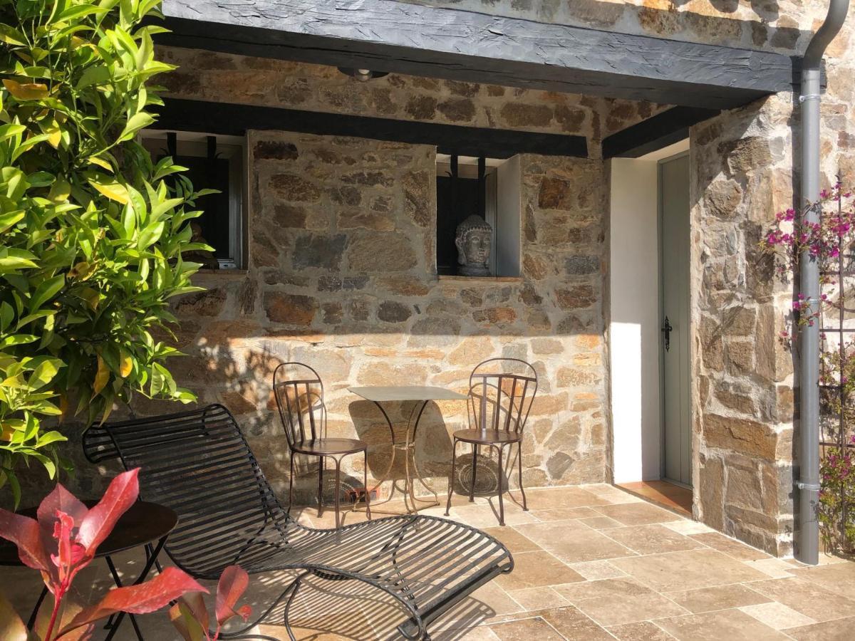 Les Aurochs Bed and Breakfast Grimaud Eksteriør billede