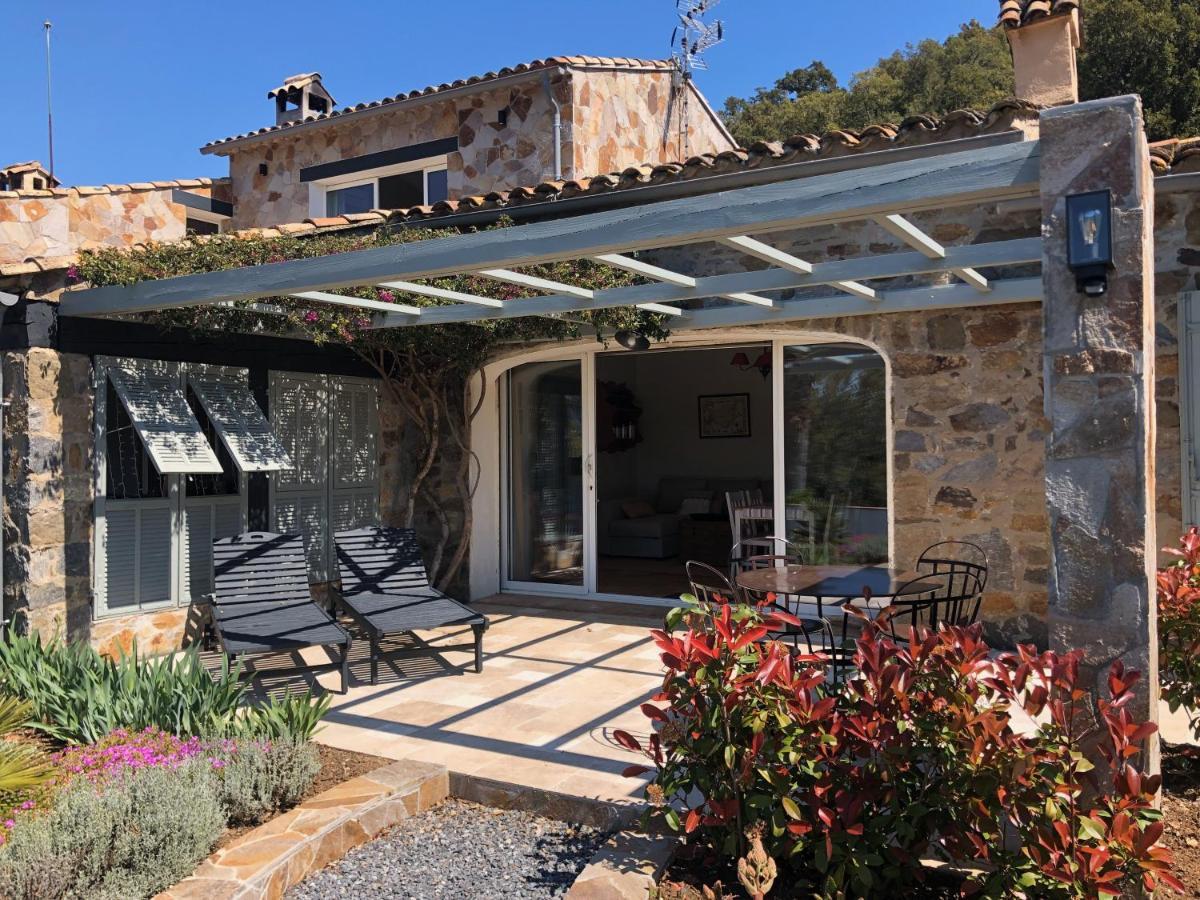 Les Aurochs Bed and Breakfast Grimaud Eksteriør billede