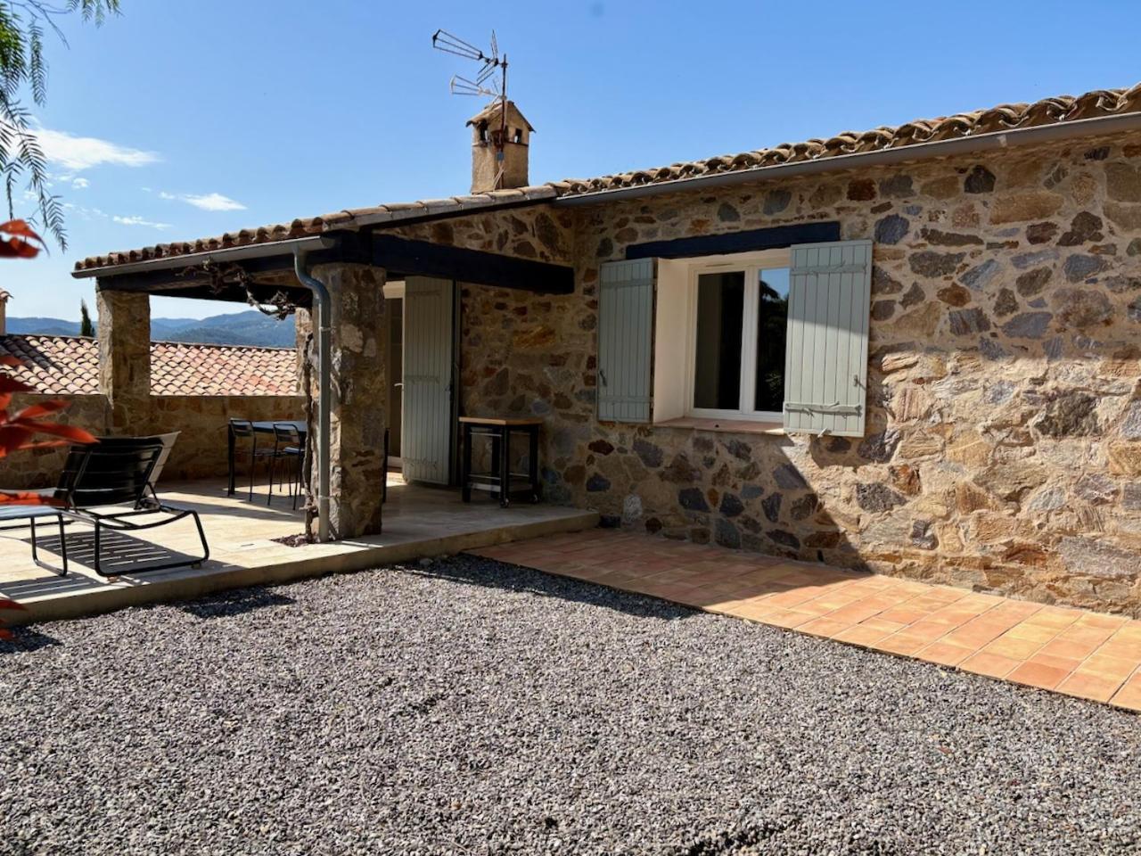 Les Aurochs Bed and Breakfast Grimaud Eksteriør billede