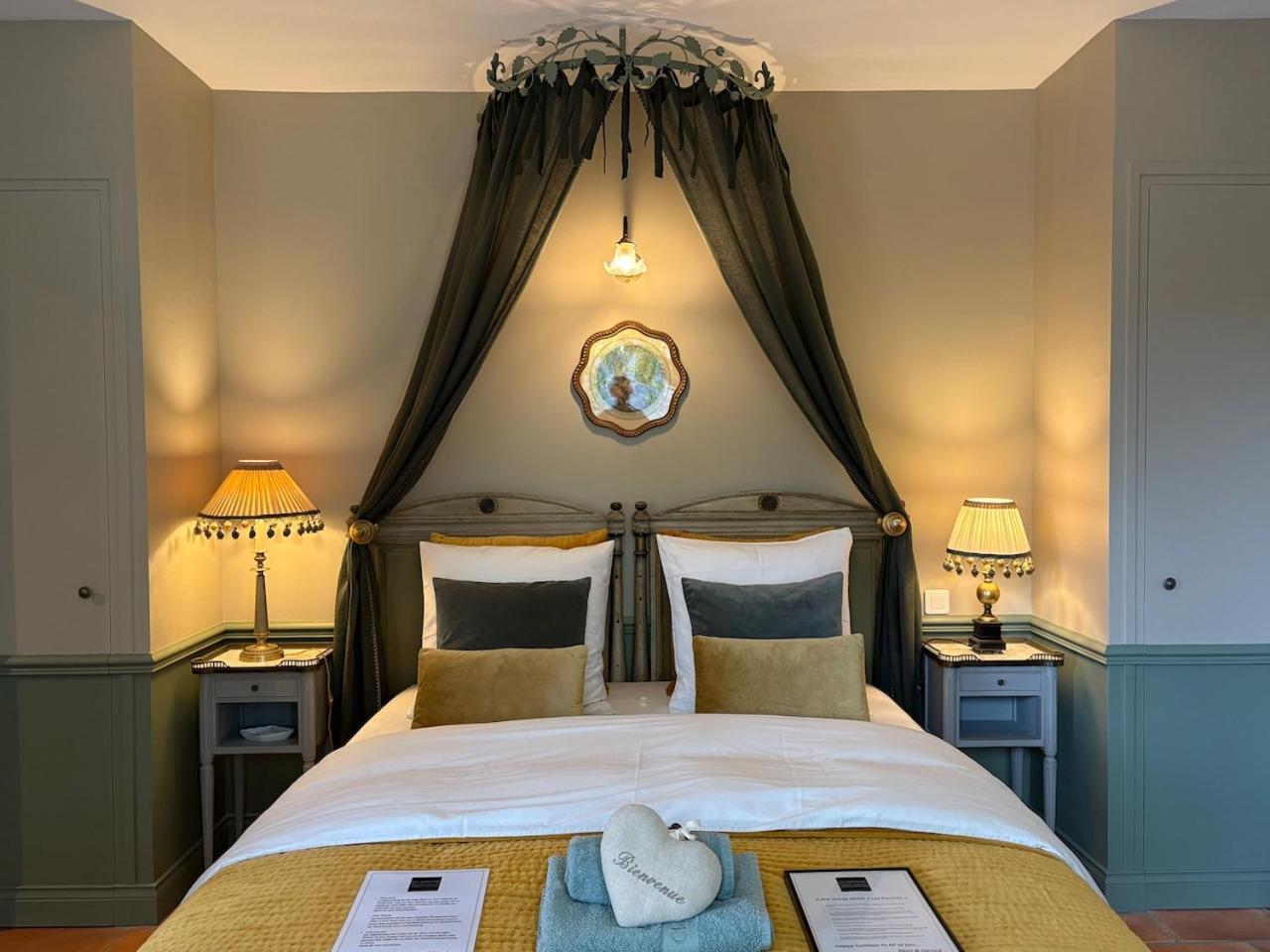 Les Aurochs Bed and Breakfast Grimaud Eksteriør billede
